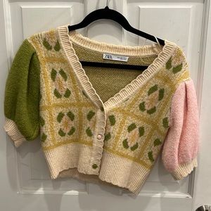 Super cute Zara top!